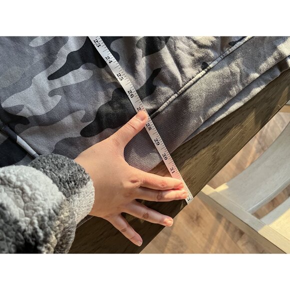 NWT Old Navy Gray Camo Half-Zip Pullover Hoodie Soft Cozy Fleece Unisex Casual W - Picture 6 of 6